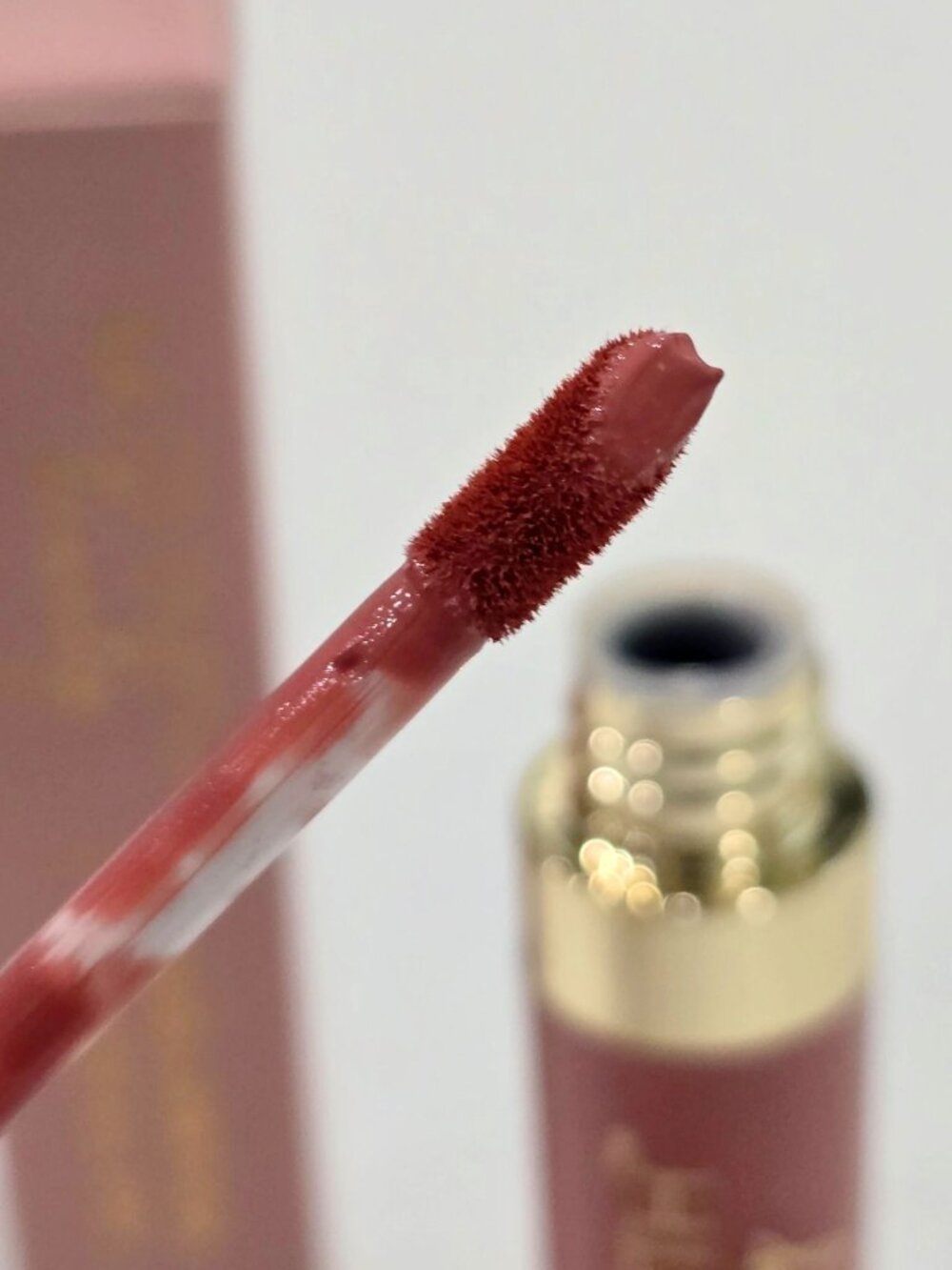Jules Smith Beauty ✦ Liquid Lipstick Namaste All Day ✦ Mauve Pink 0.26oz NWT - Picture 3 of 10
